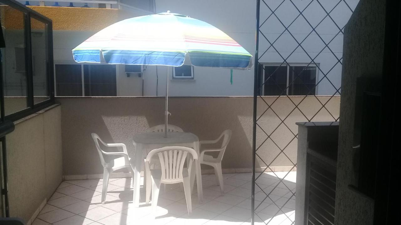 Apartamento De 2 Domitorios E 1 Garagem No Centro De Bombinhas 50 Metros Da Praia Na Avenida Principal Proximo Ao Shopping Punta Blu Ngoại thất bức ảnh