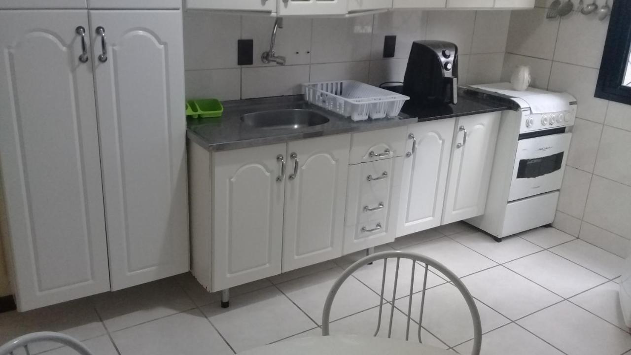 Apartamento De 2 Domitorios E 1 Garagem No Centro De Bombinhas 50 Metros Da Praia Na Avenida Principal Proximo Ao Shopping Punta Blu Ngoại thất bức ảnh