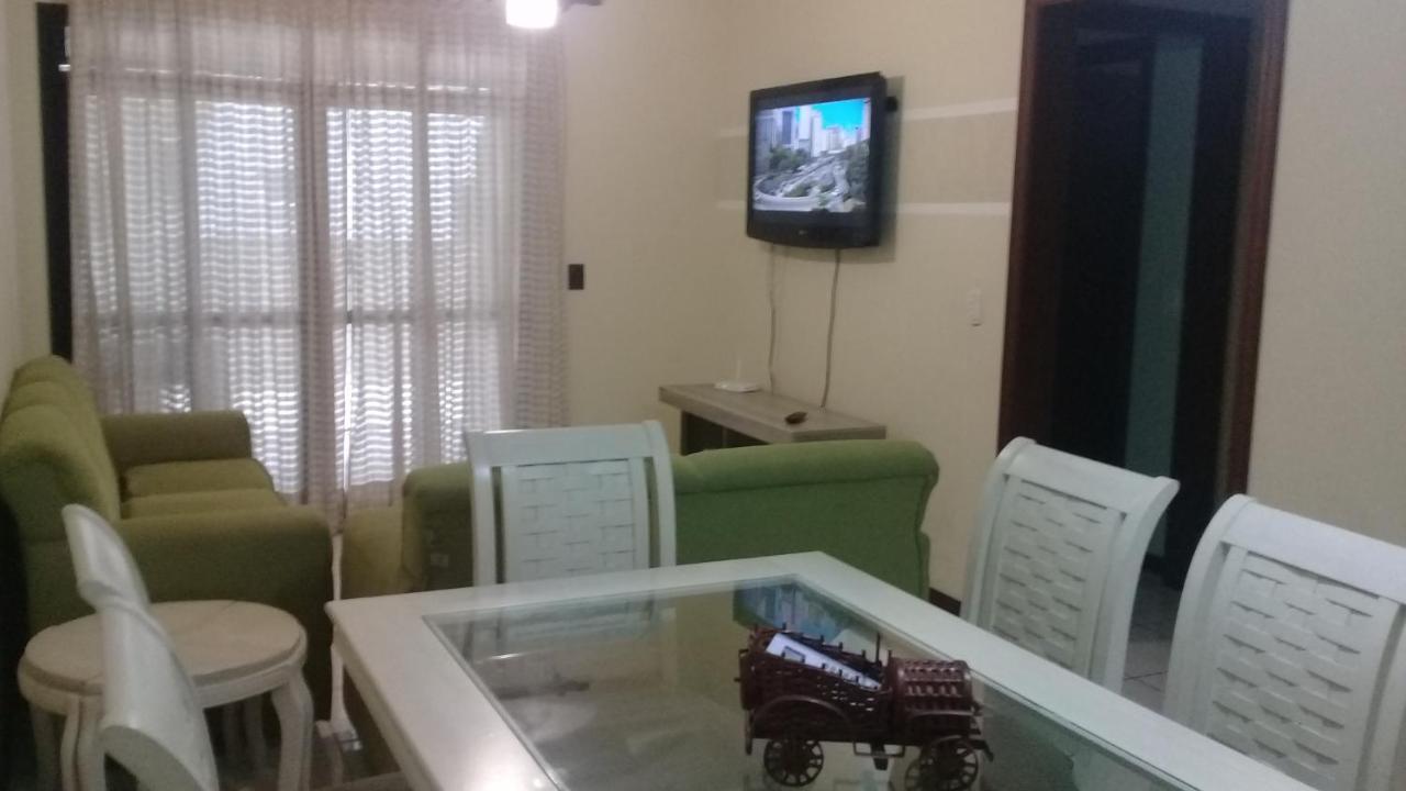 Apartamento De 2 Domitorios E 1 Garagem No Centro De Bombinhas 50 Metros Da Praia Na Avenida Principal Proximo Ao Shopping Punta Blu Ngoại thất bức ảnh