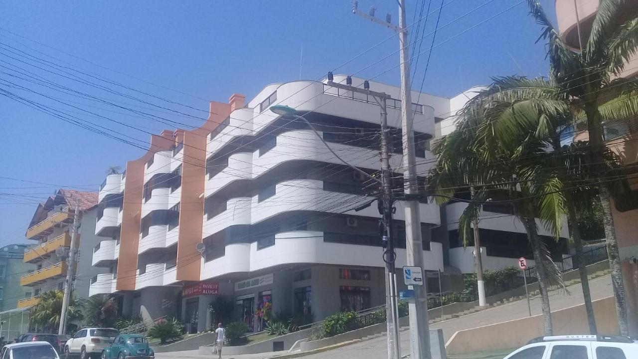 Apartamento De 2 Domitorios E 1 Garagem No Centro De Bombinhas 50 Metros Da Praia Na Avenida Principal Proximo Ao Shopping Punta Blu Ngoại thất bức ảnh