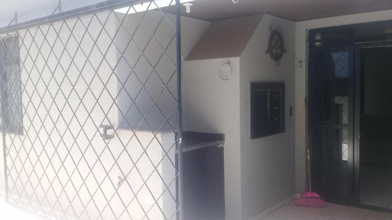 Apartamento De 2 Domitorios E 1 Garagem No Centro De Bombinhas 50 Metros Da Praia Na Avenida Principal Proximo Ao Shopping Punta Blu Ngoại thất bức ảnh