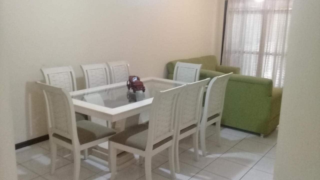Apartamento De 2 Domitorios E 1 Garagem No Centro De Bombinhas 50 Metros Da Praia Na Avenida Principal Proximo Ao Shopping Punta Blu Ngoại thất bức ảnh