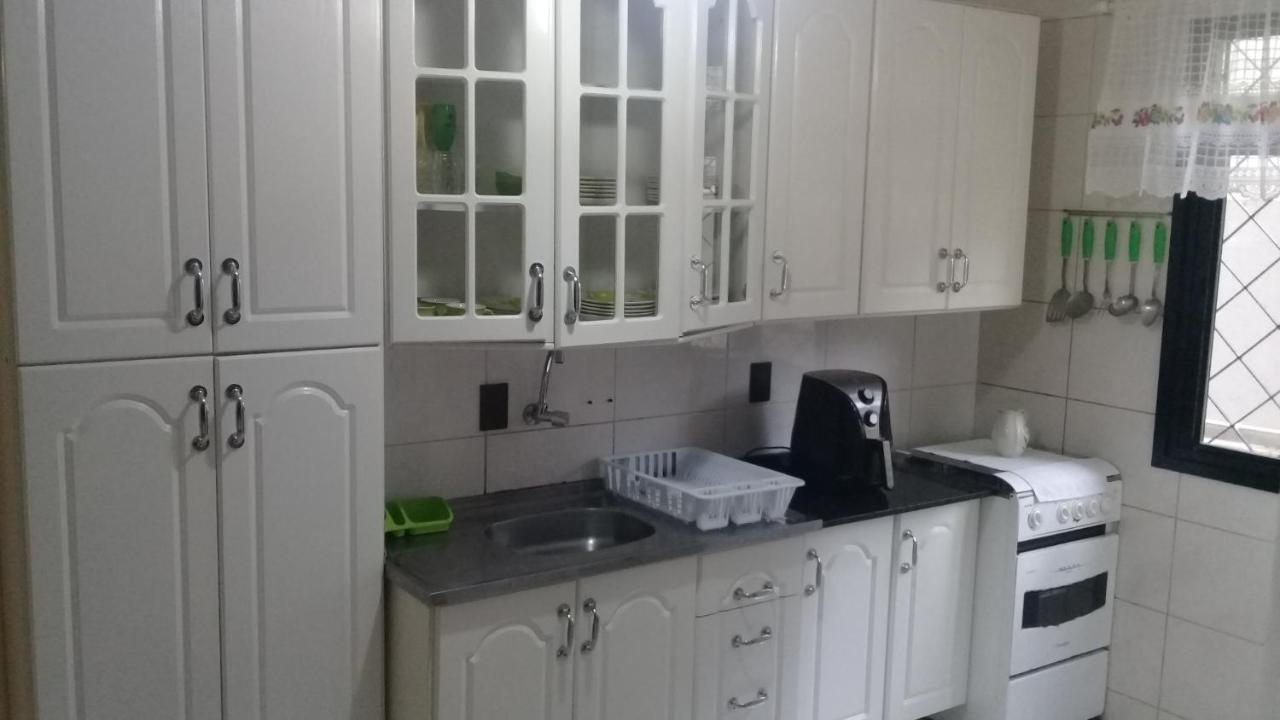 Apartamento De 2 Domitorios E 1 Garagem No Centro De Bombinhas 50 Metros Da Praia Na Avenida Principal Proximo Ao Shopping Punta Blu Ngoại thất bức ảnh